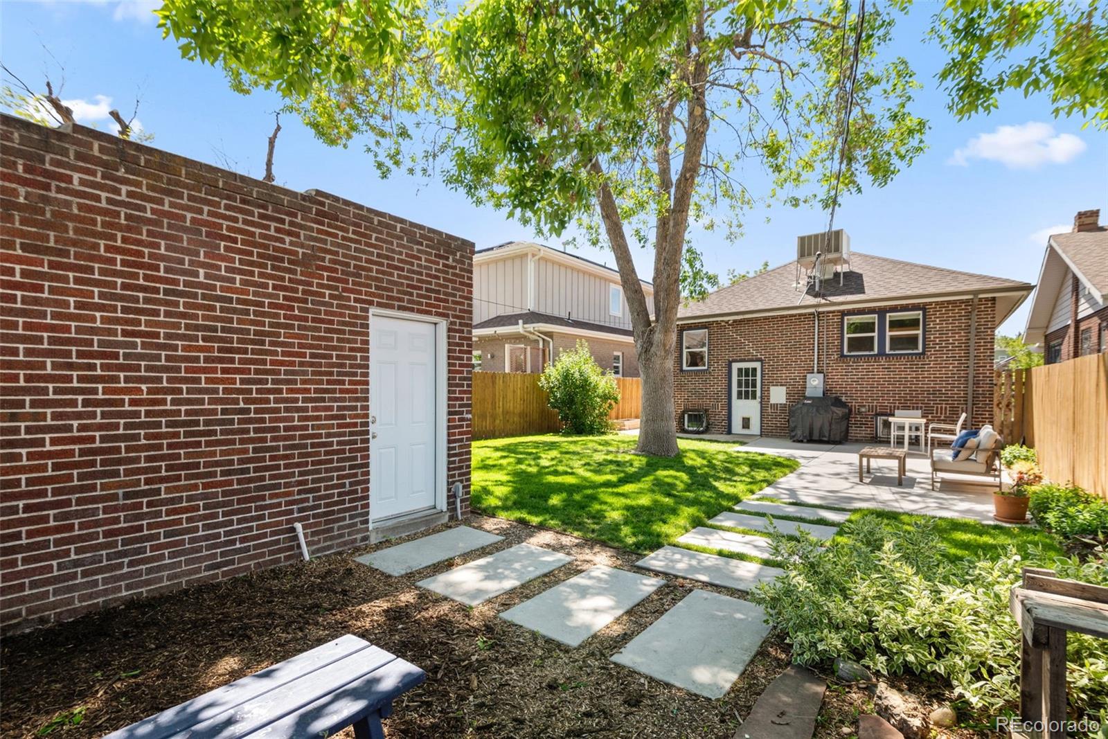 3332 N Vine Street