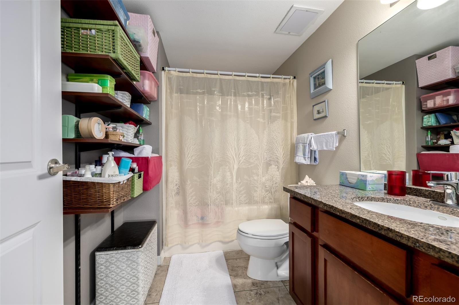 100 Park Avenue W Unit: 1004