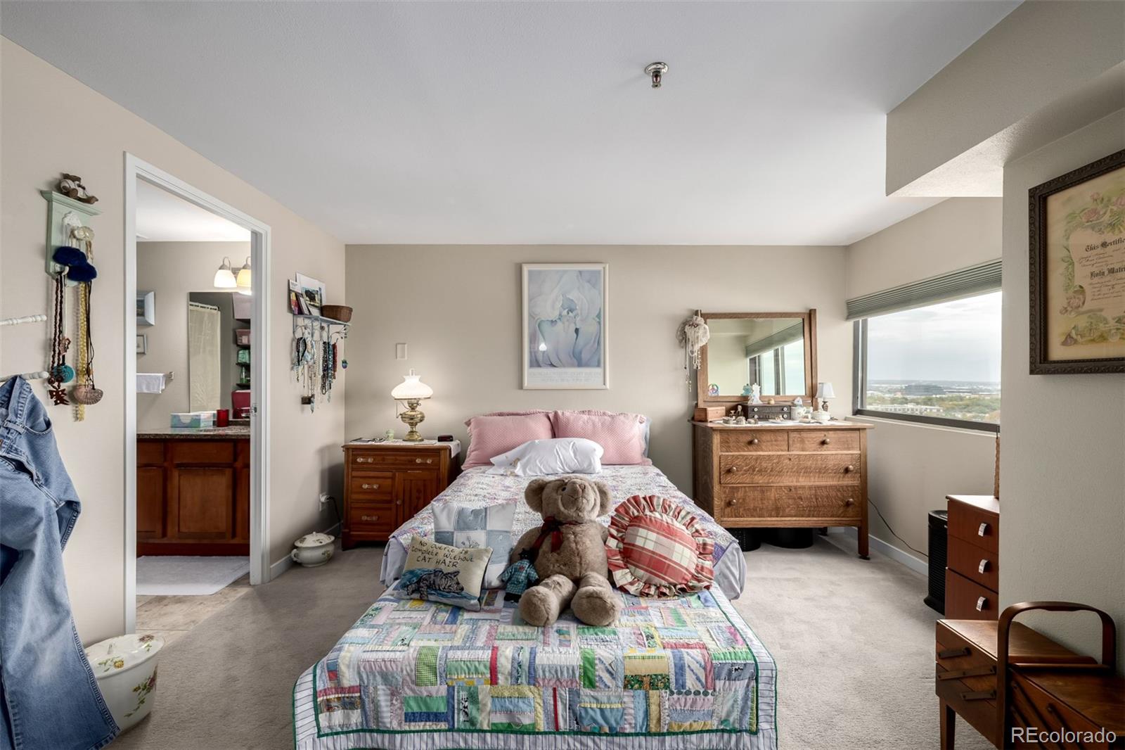100 Park Avenue W Unit: 1004