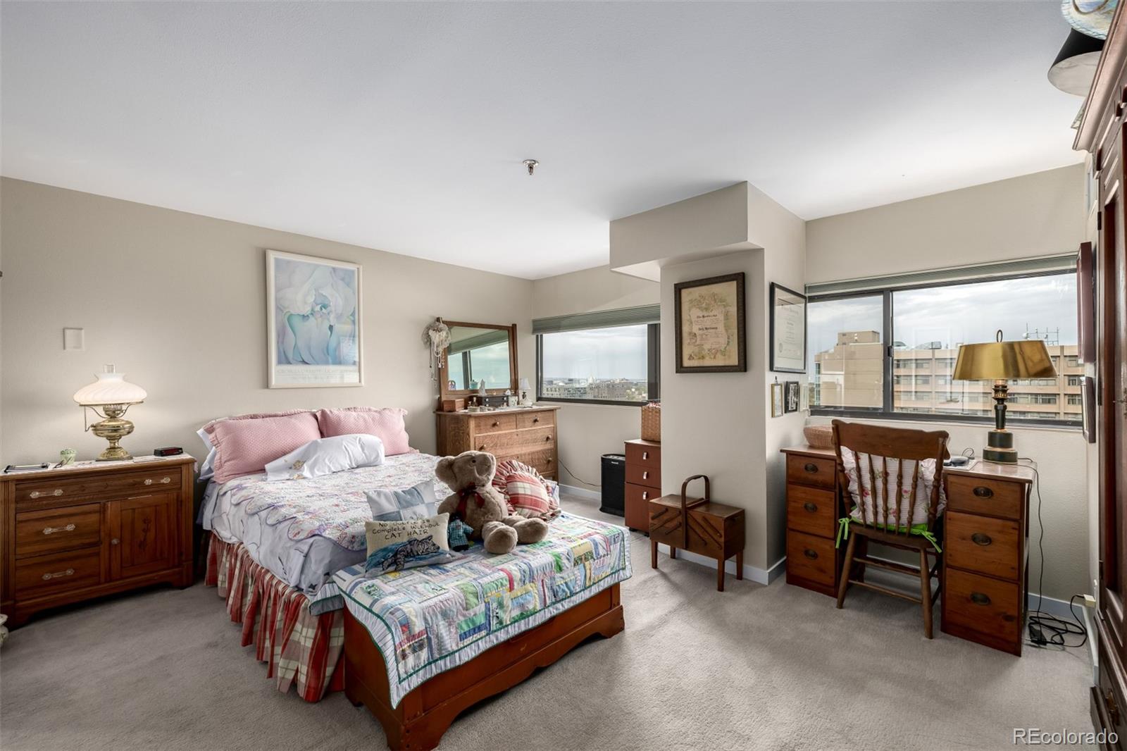 100 Park Avenue W Unit: 1004
