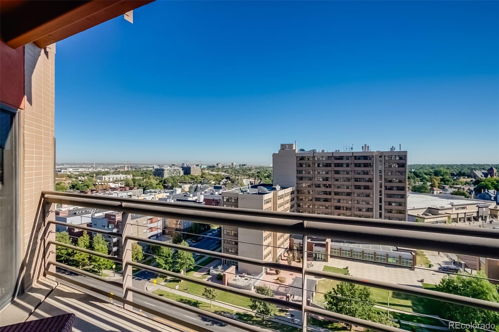 100 Park Avenue W Unit: 1004