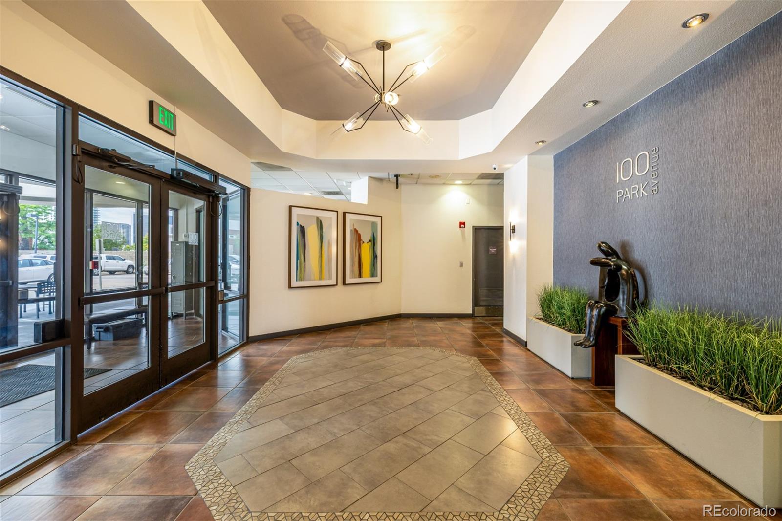 100 Park Avenue W Unit: 1004