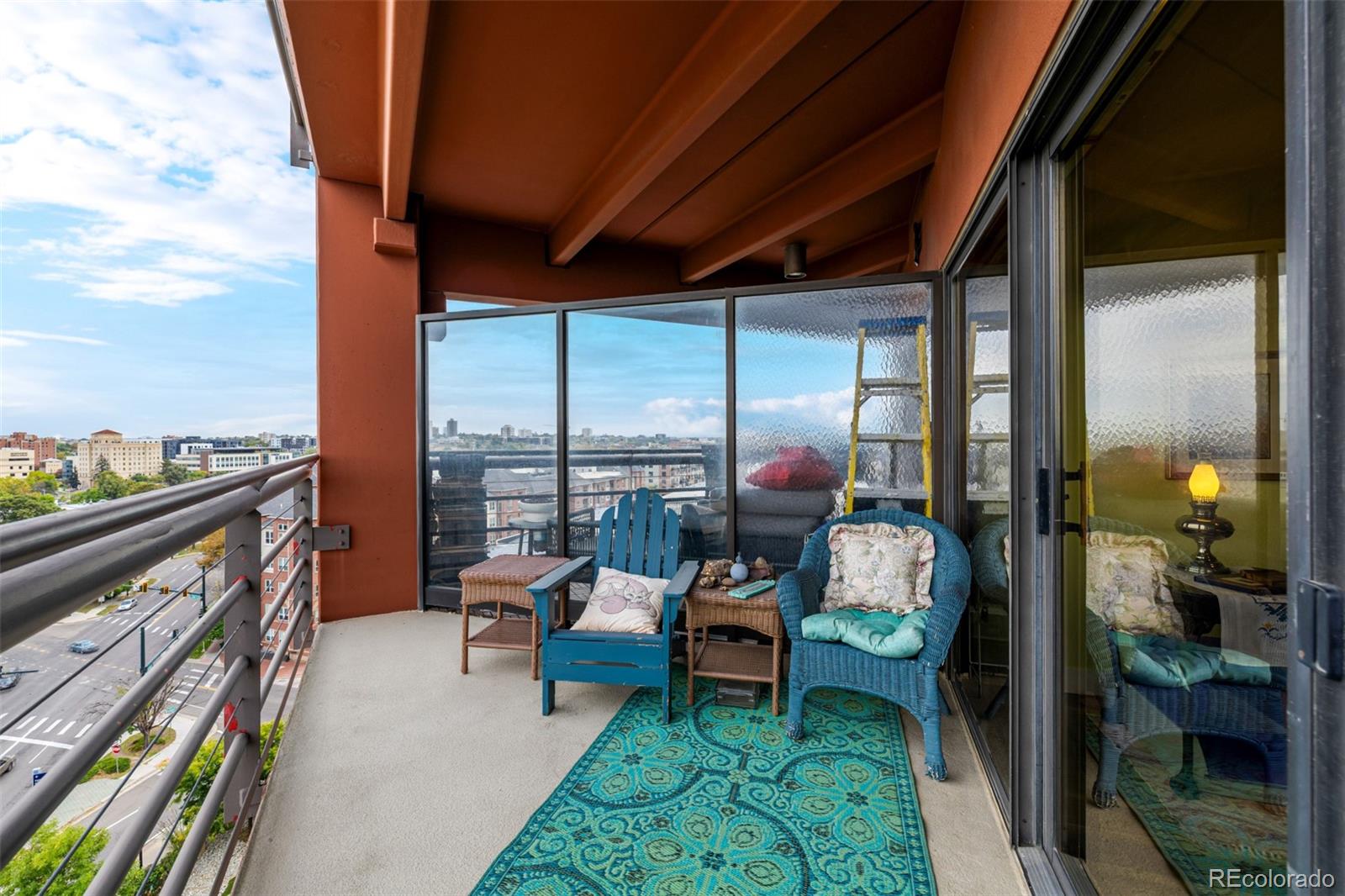 100 Park Avenue W Unit: 1004
