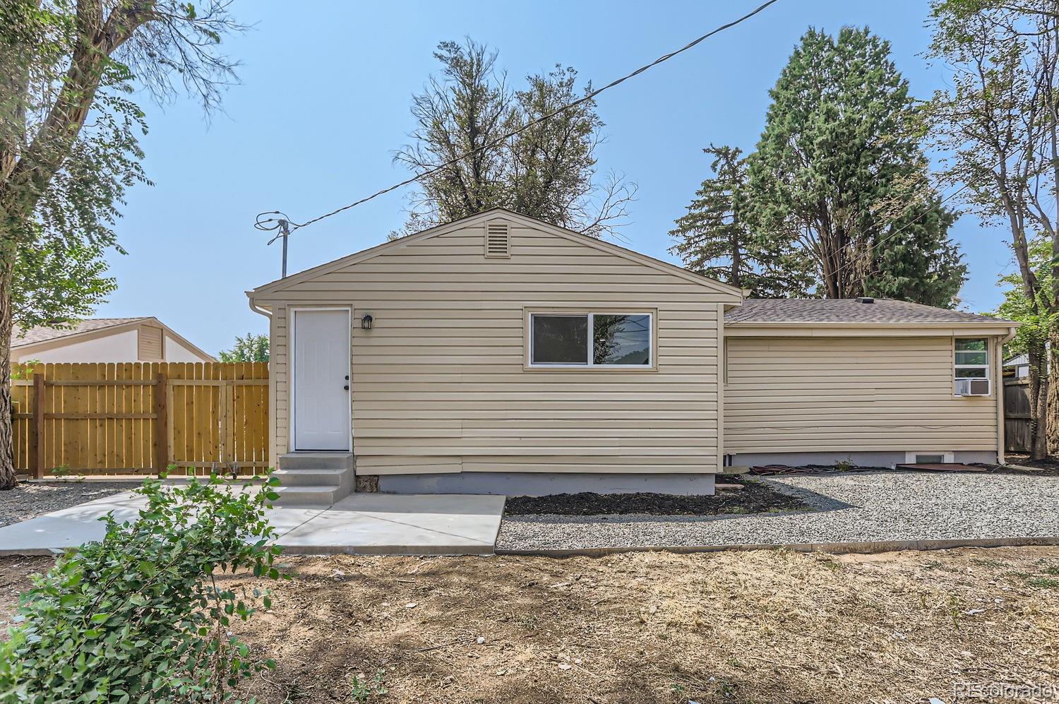7220 Canosa Court