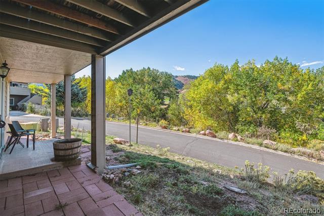 6820 Briar Rose Trail