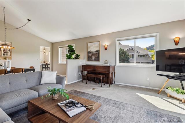 6820 Briar Rose Trail