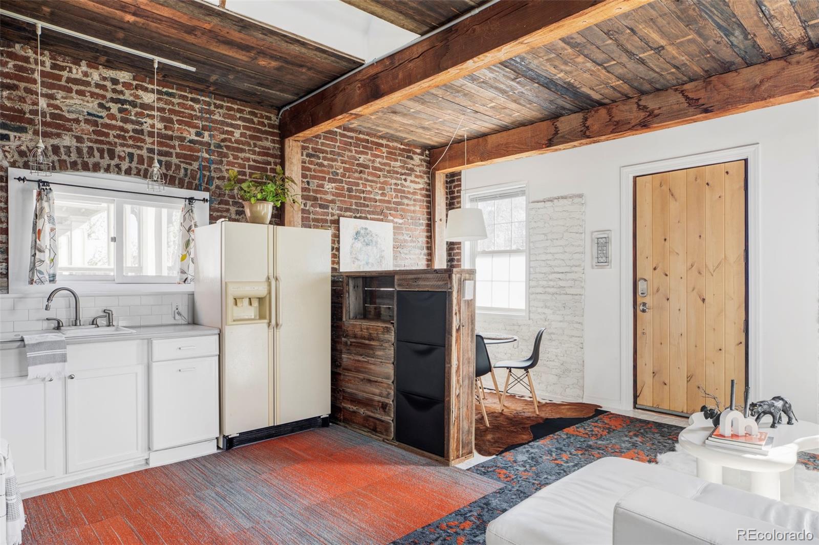 3733 N Franklin Street