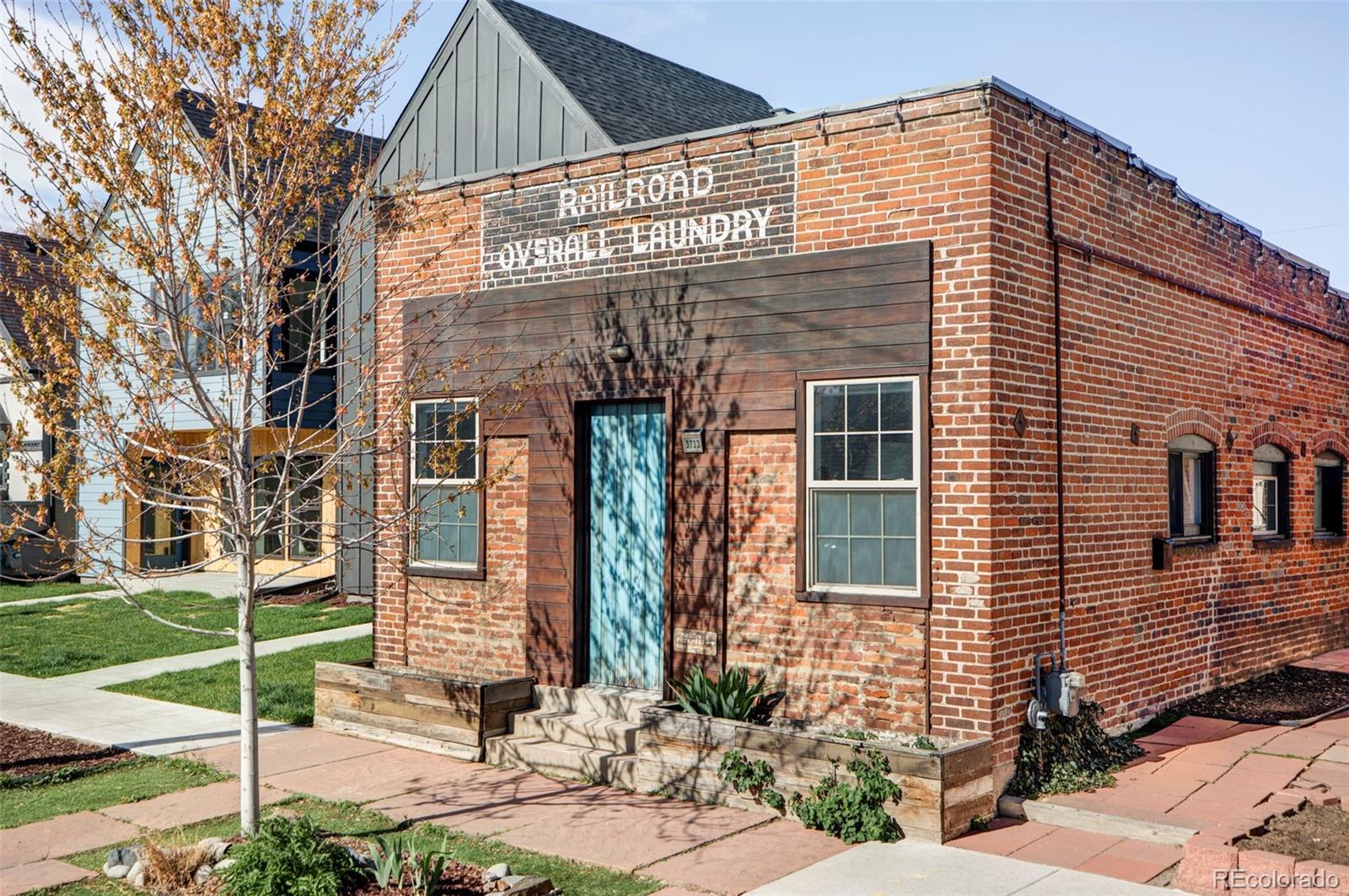 3733 N Franklin Street