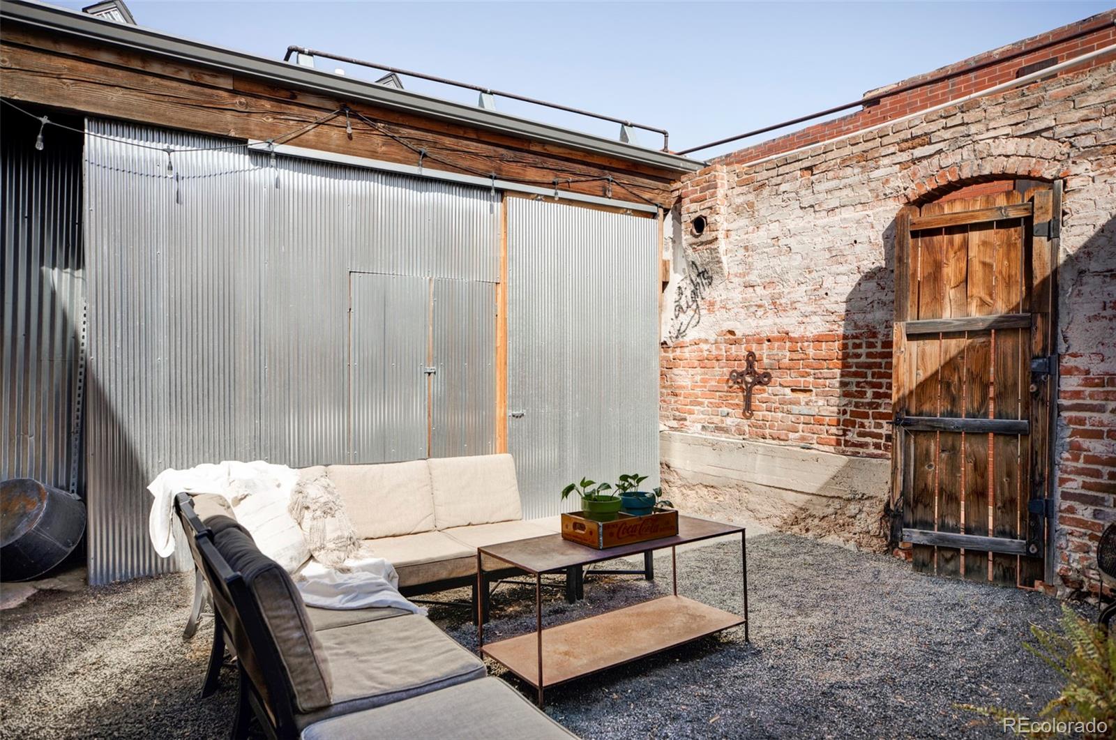 3733 N Franklin Street