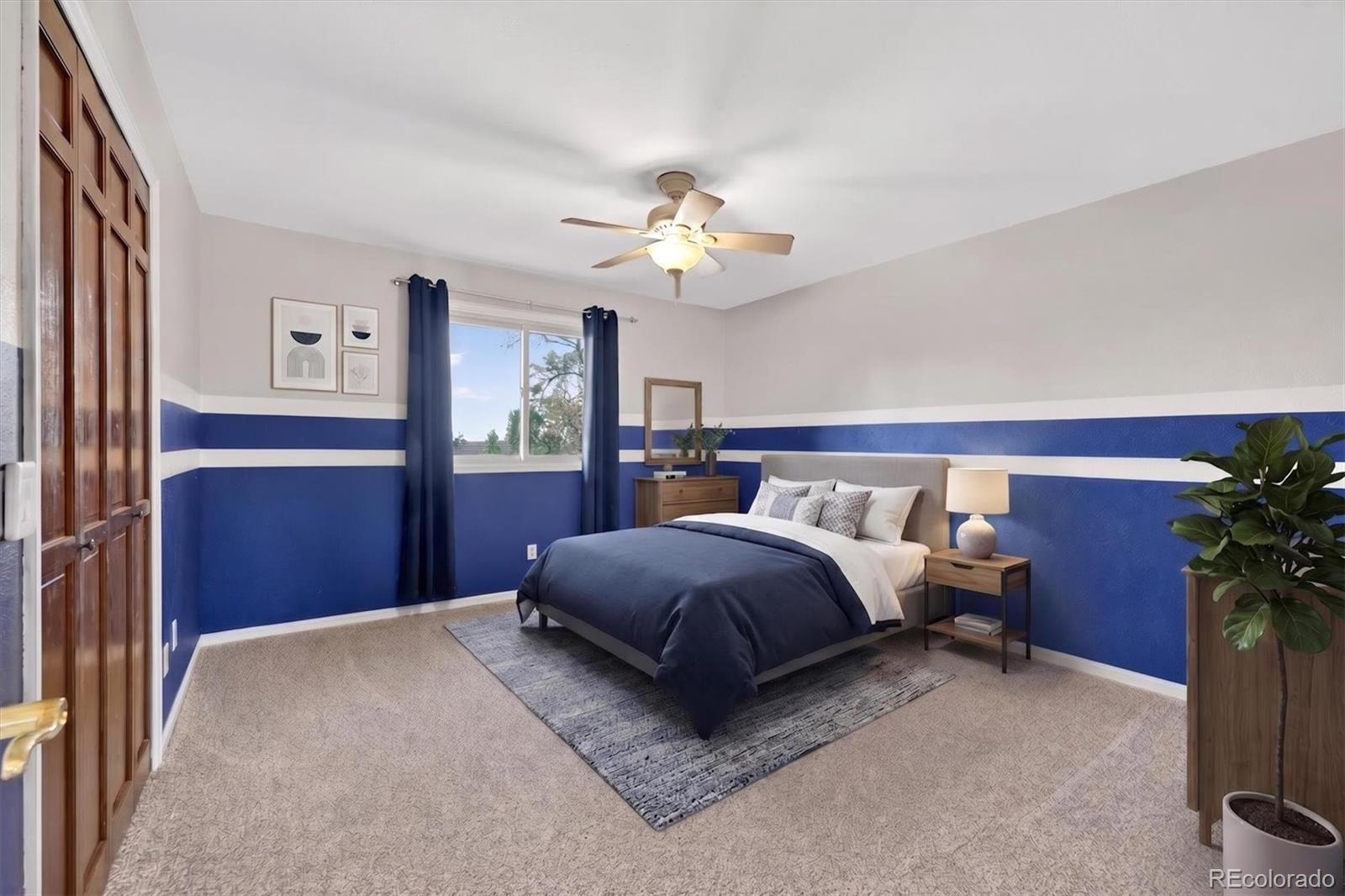 8274 S Saint Paul Way