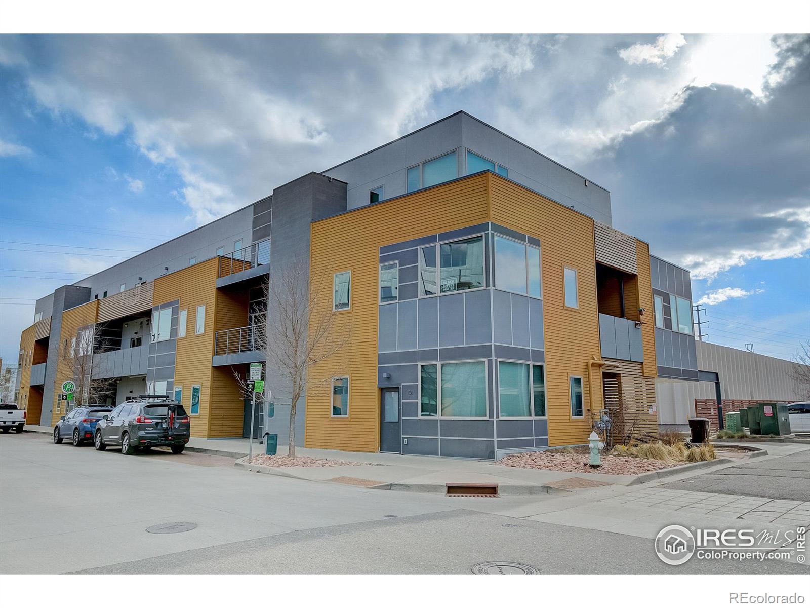 2445 Junction Place Unit: 302