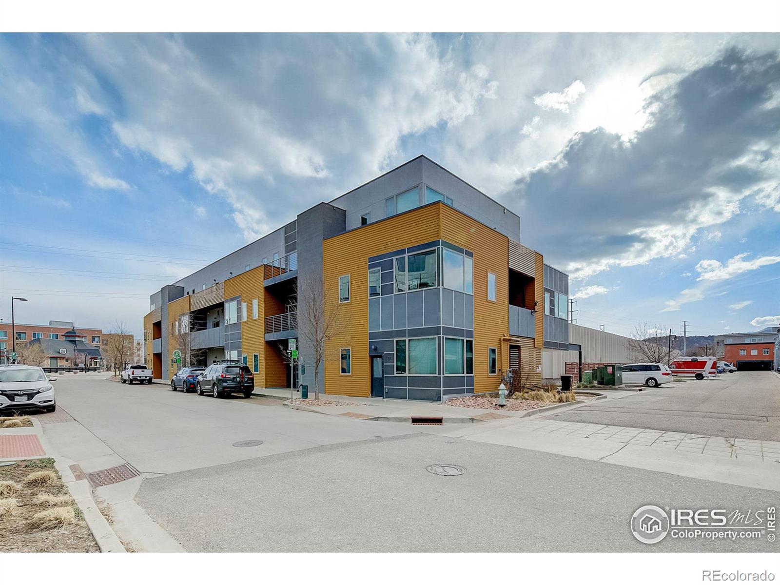 2445 Junction Place Unit: 302