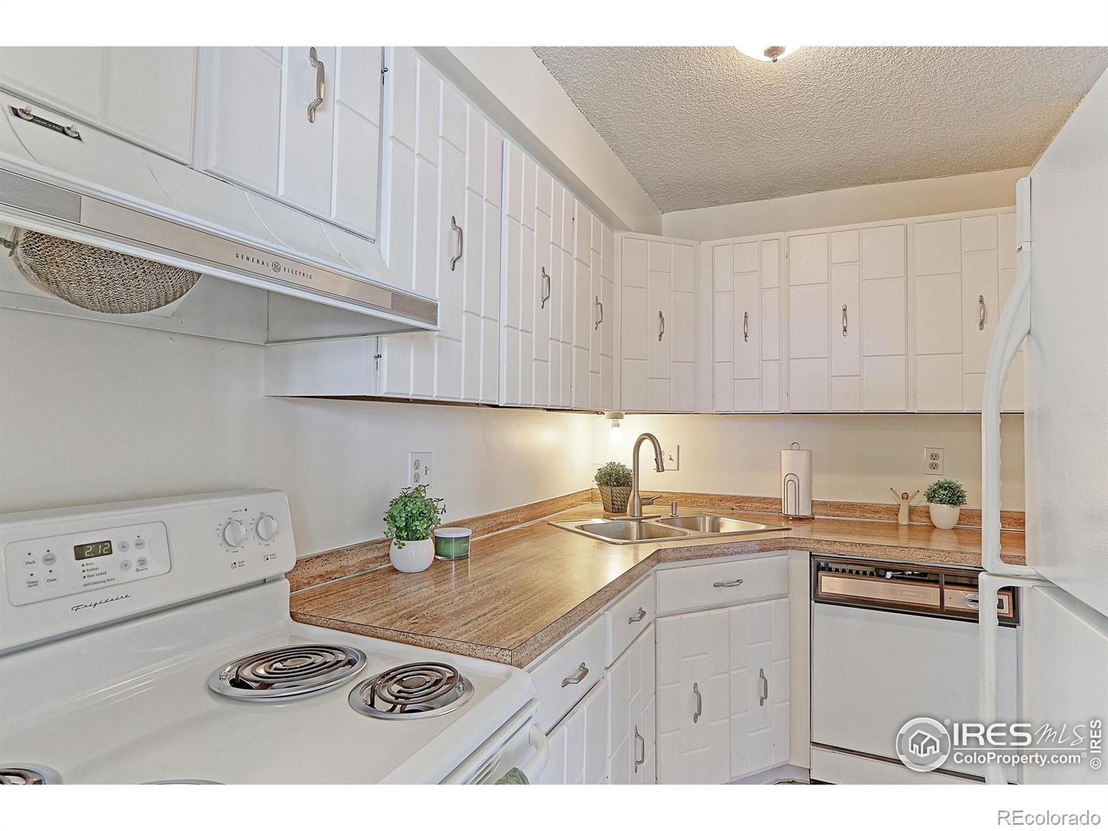 740 N Pearl Street Unit: 505