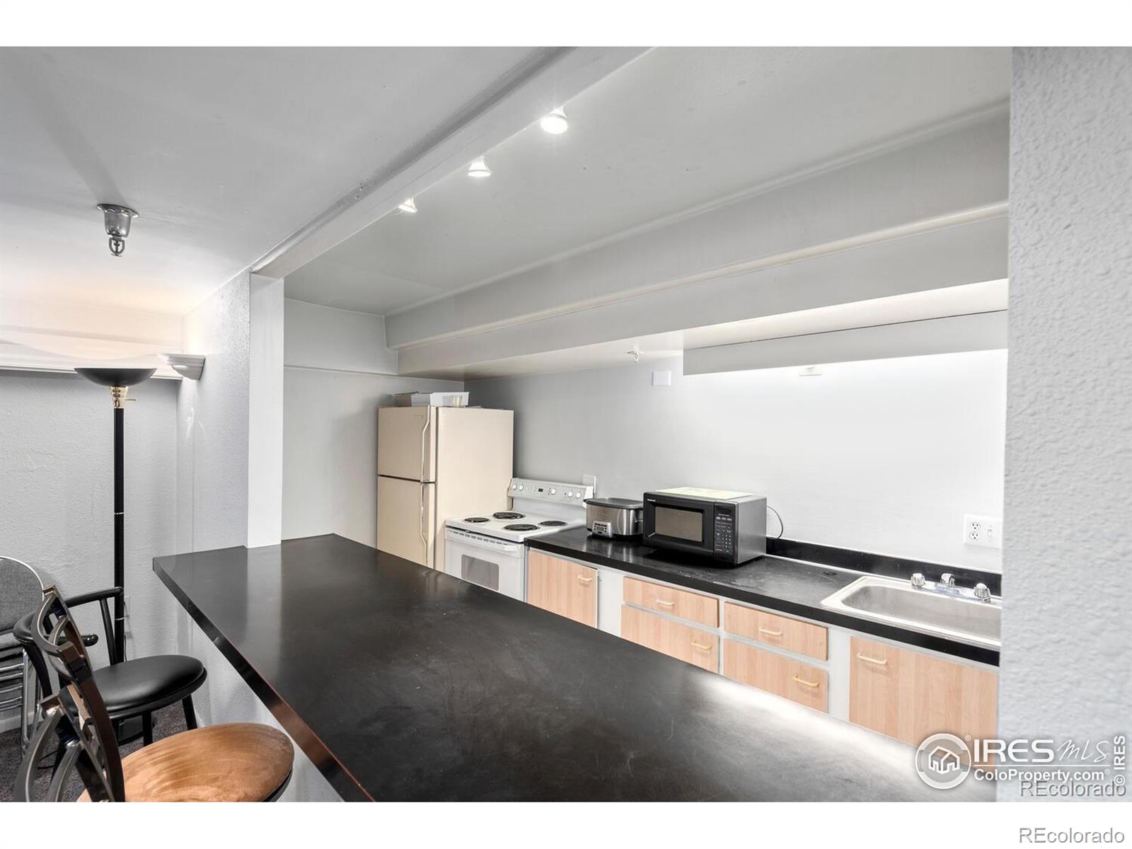 740 N Pearl Street Unit: 505