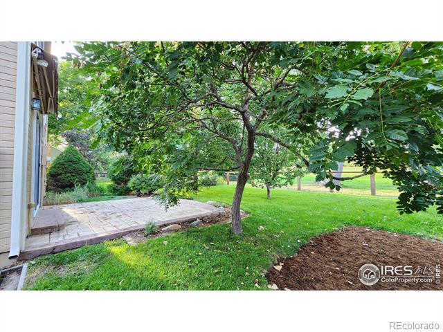 201 W Sycamore Lane