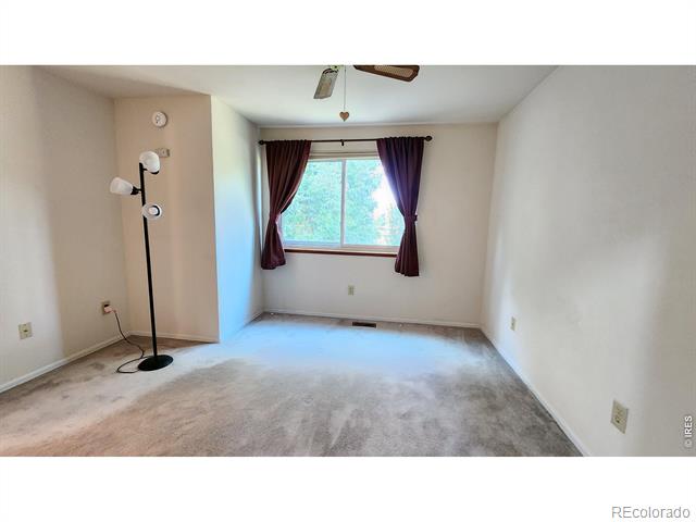 201 W Sycamore Lane