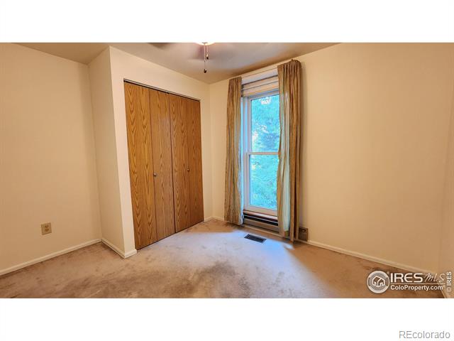201 W Sycamore Lane