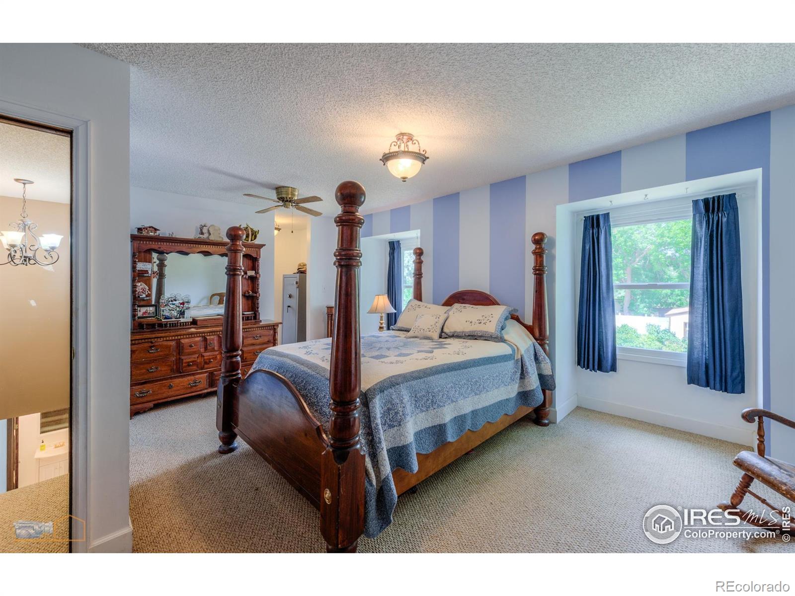 1813 Pikes Peak Street