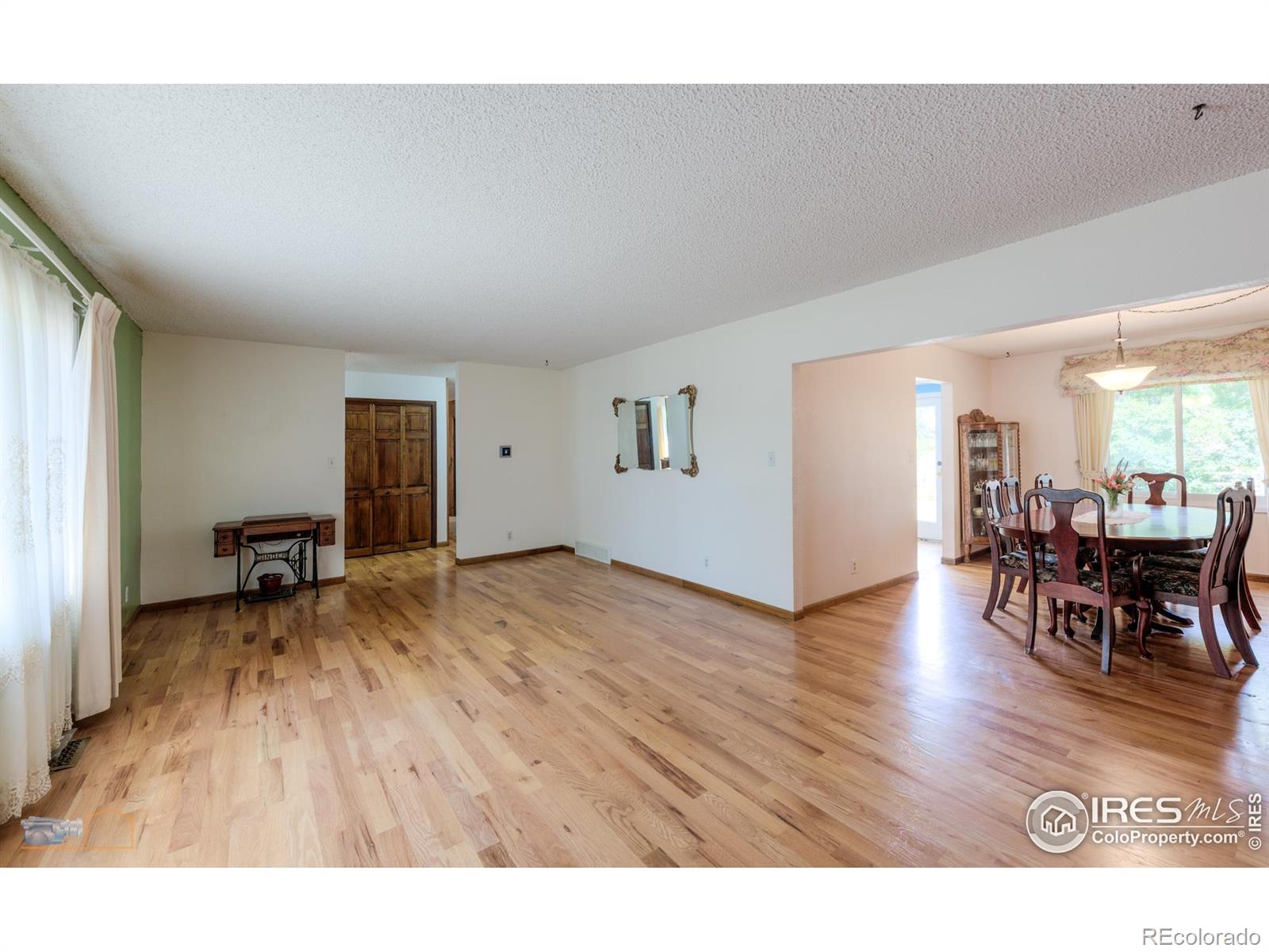 1813 Pikes Peak Street