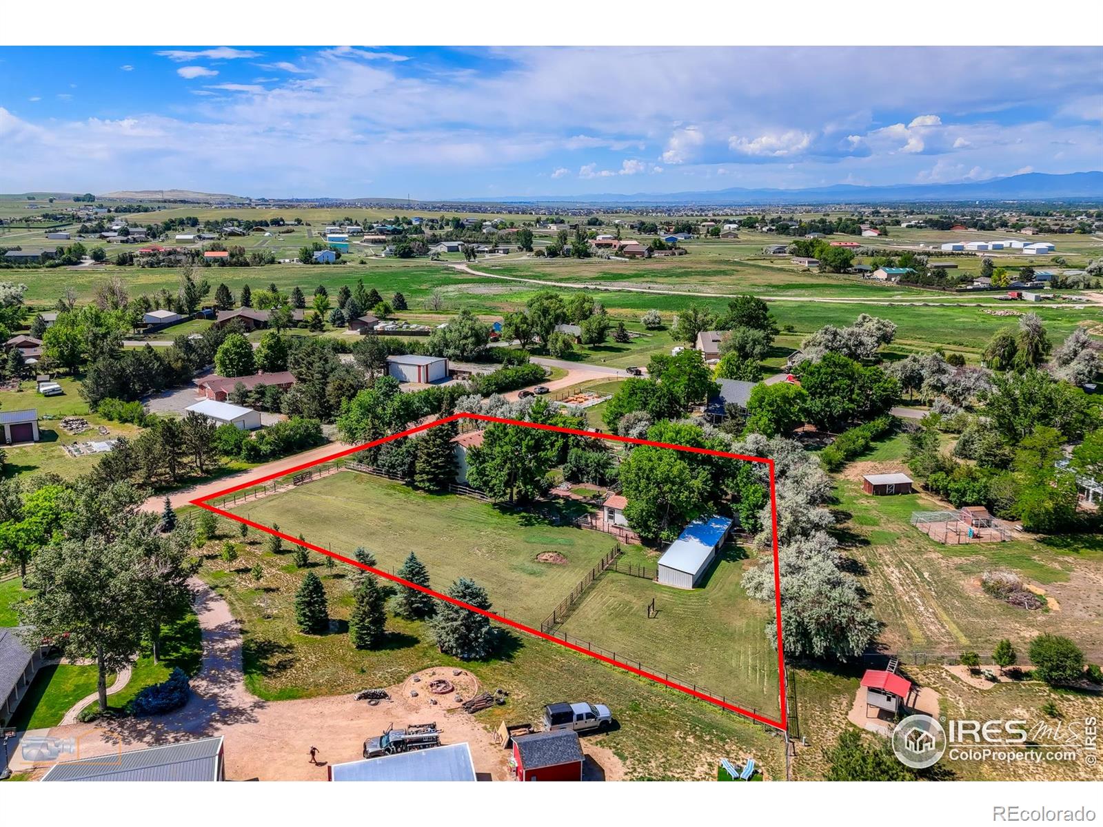 1813 Pikes Peak Street