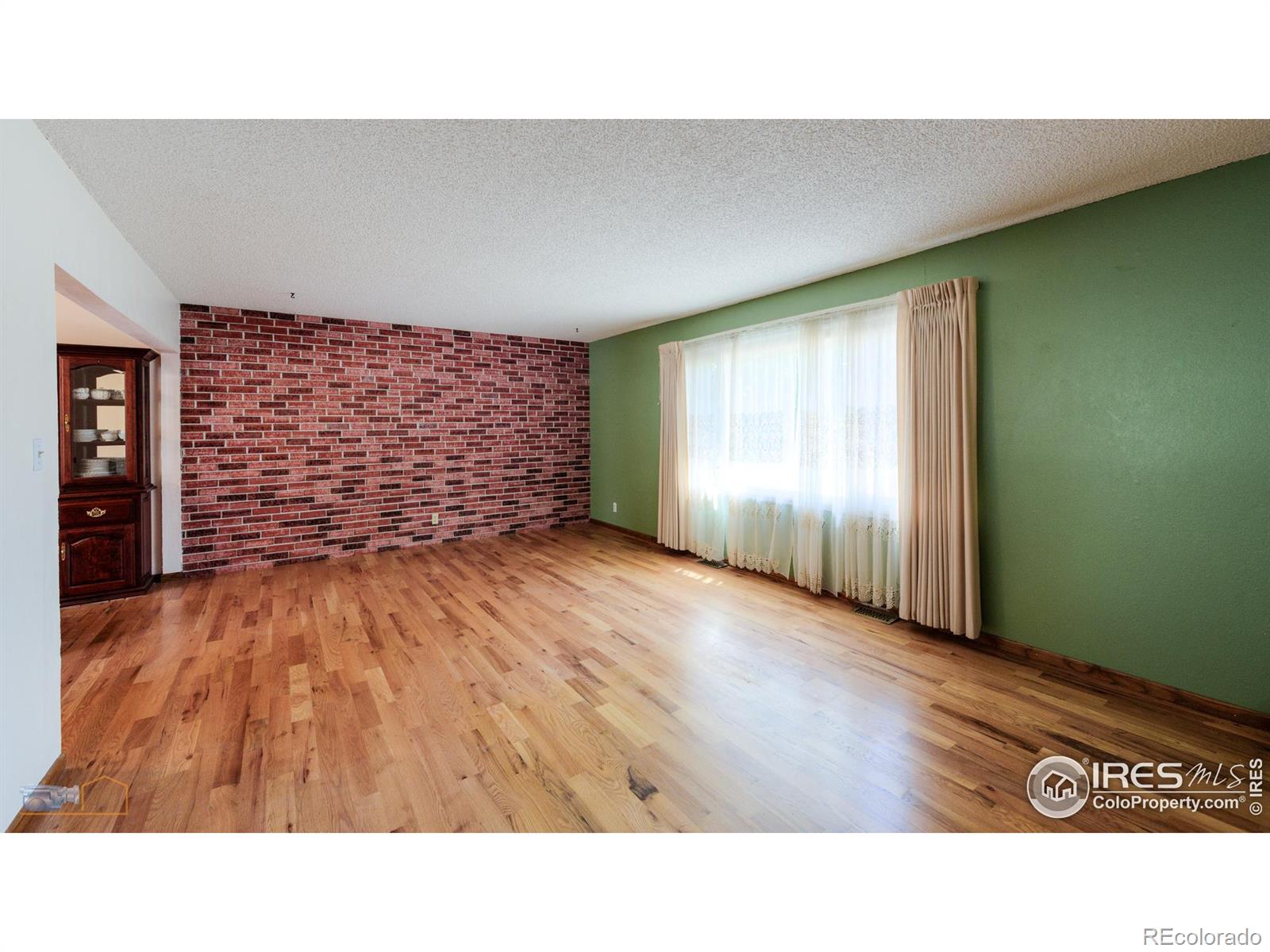 1813 Pikes Peak Street