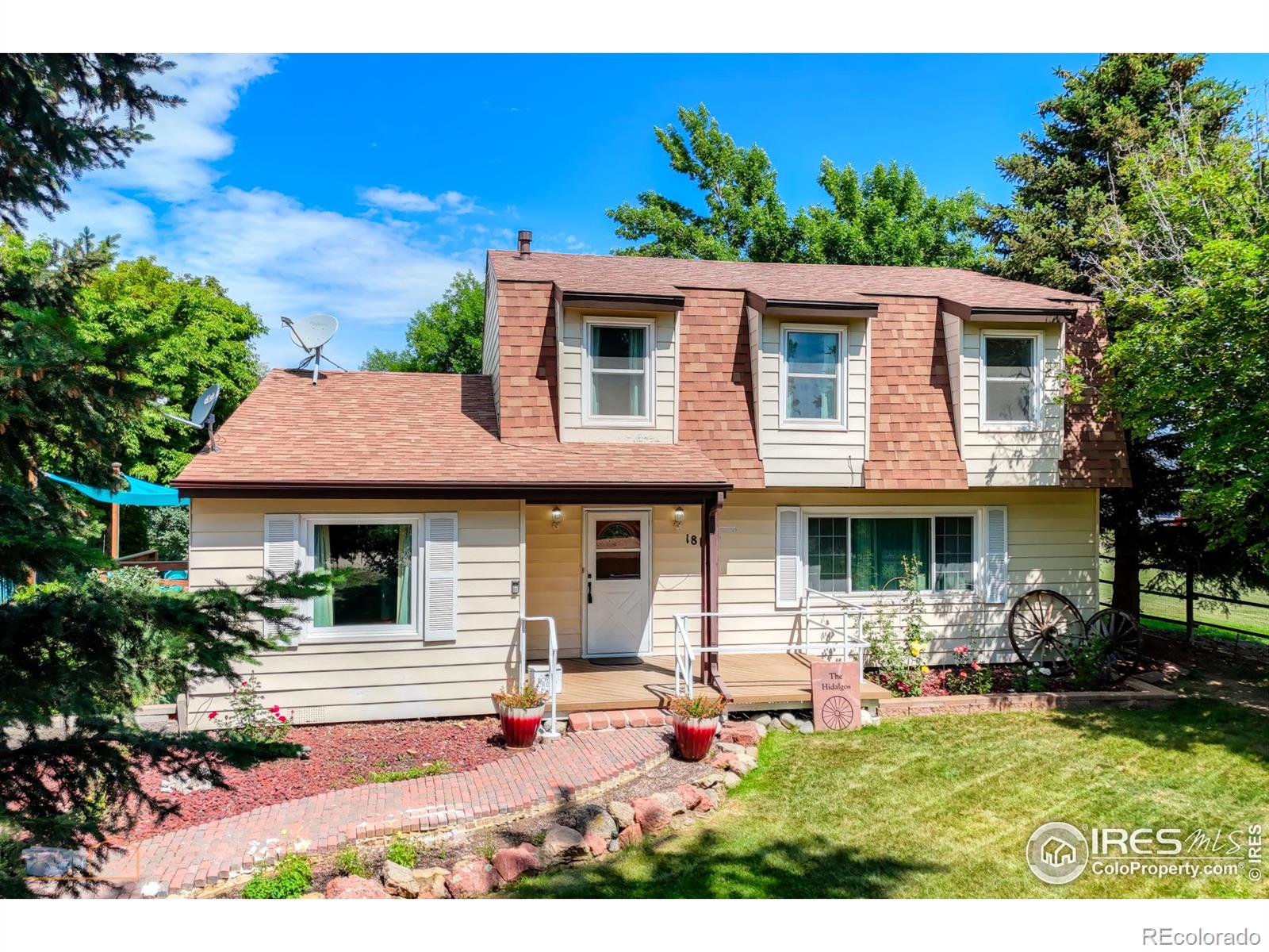 1813 Pikes Peak Street