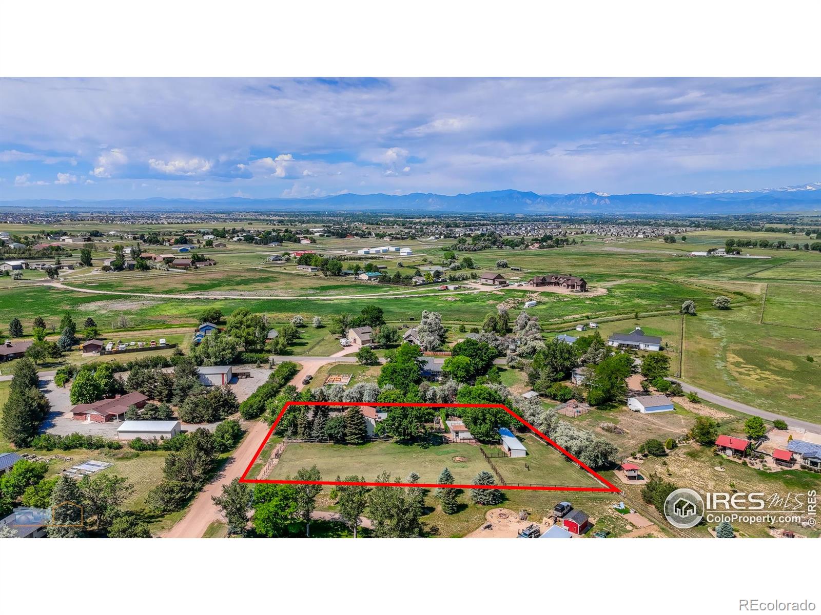 1813 Pikes Peak Street