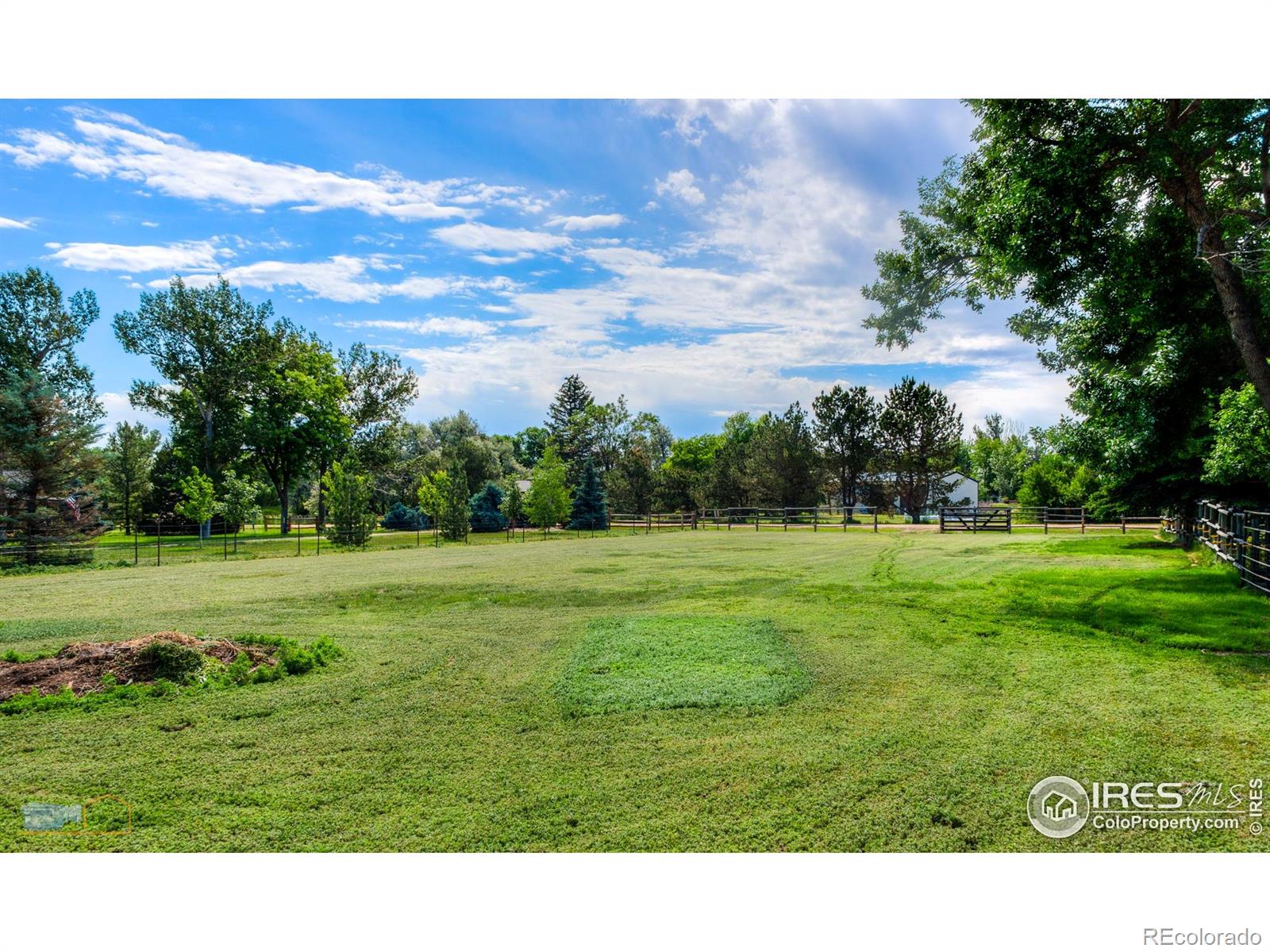 1813 Pikes Peak Street