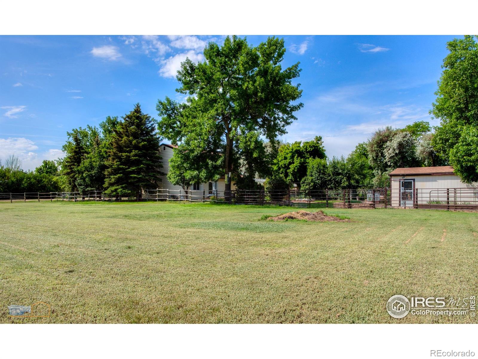 1813 Pikes Peak Street