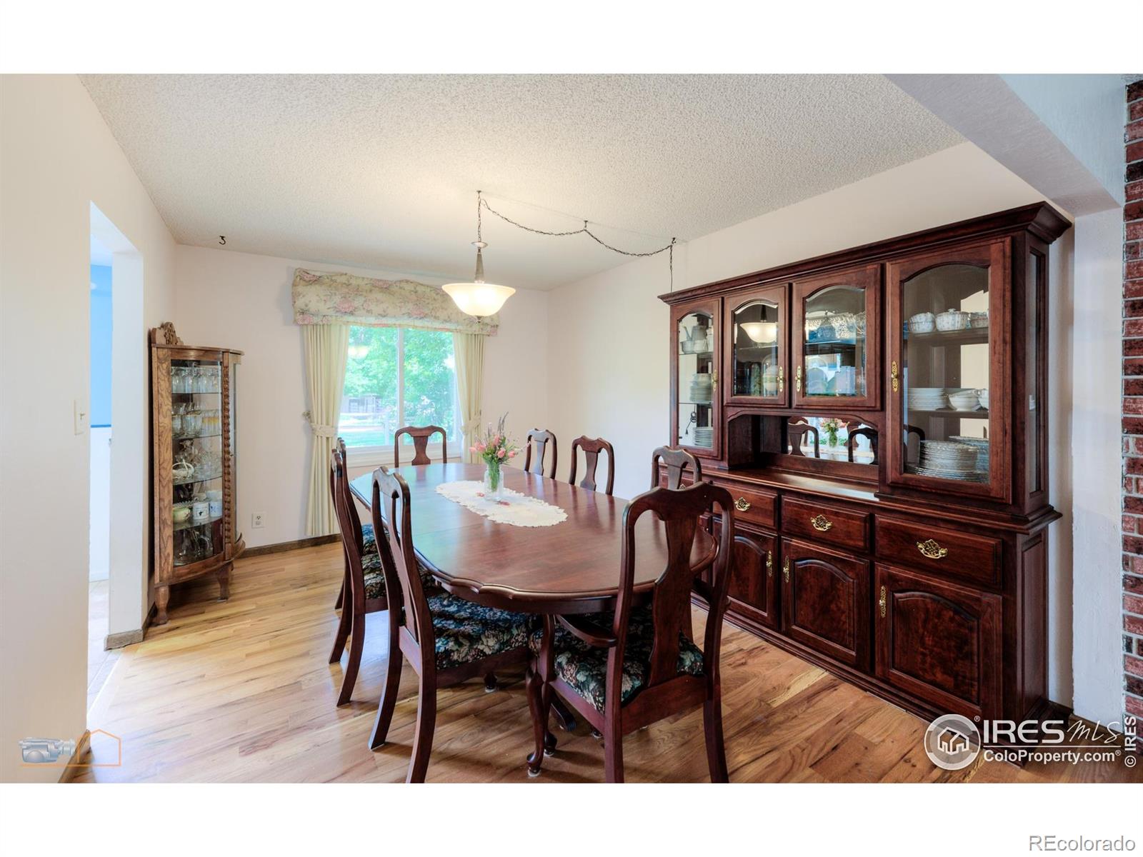 1813 Pikes Peak Street