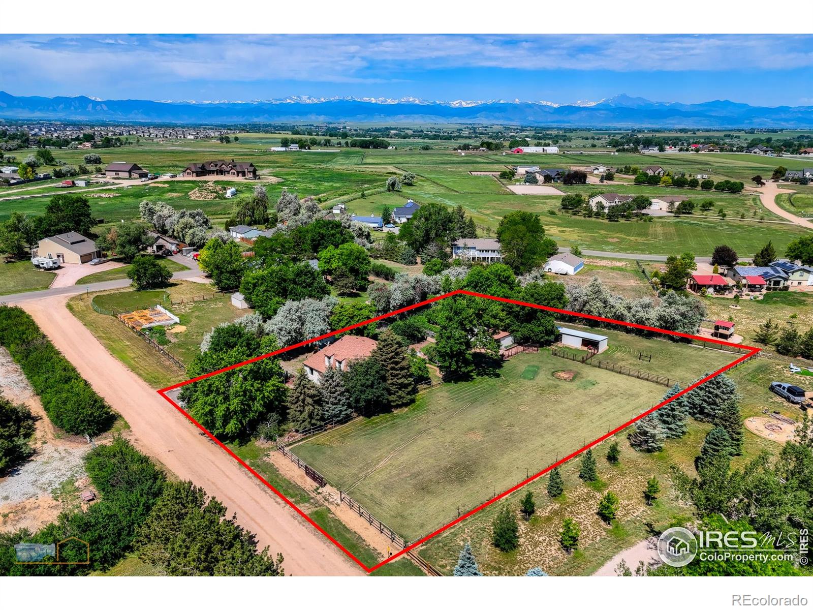 1813 Pikes Peak Street