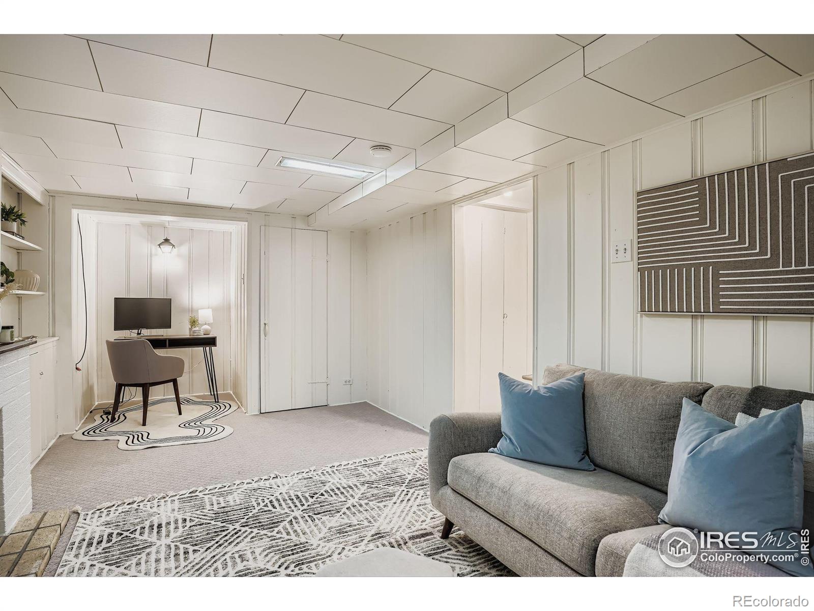 2554 S Lafayette Street