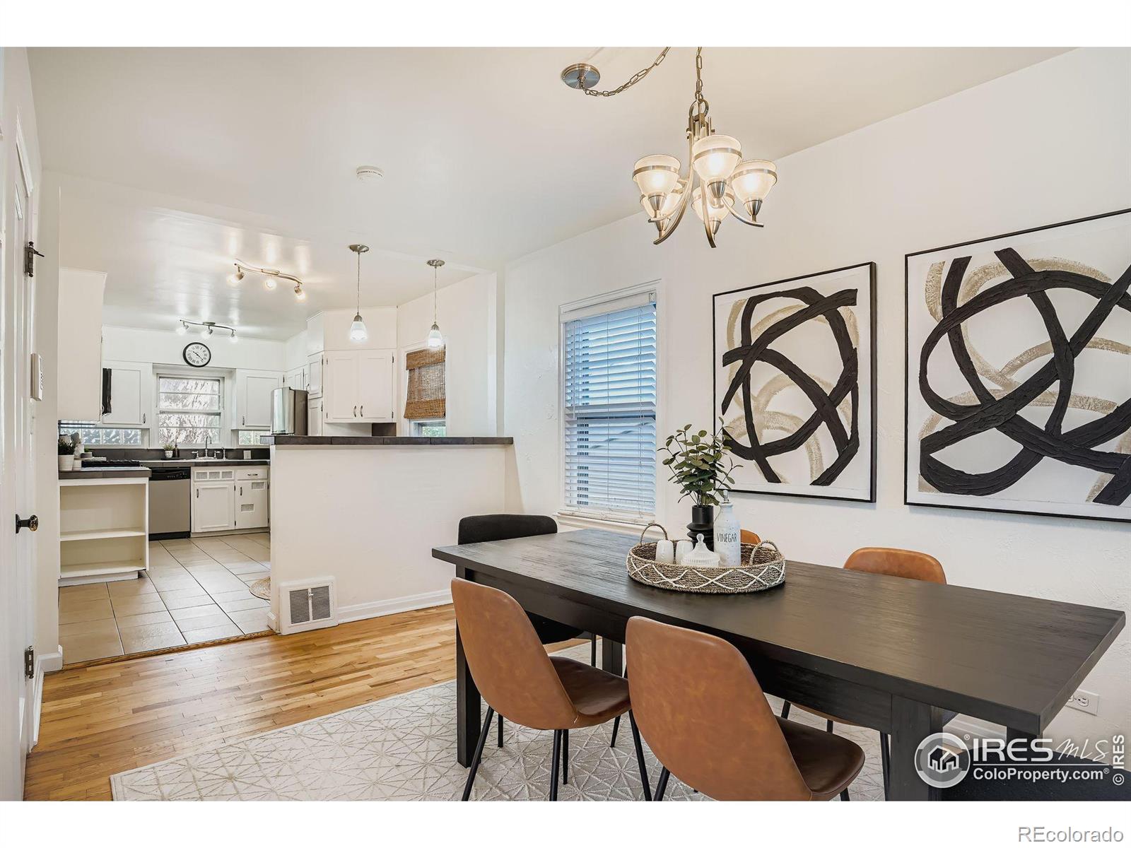 2554 S Lafayette Street