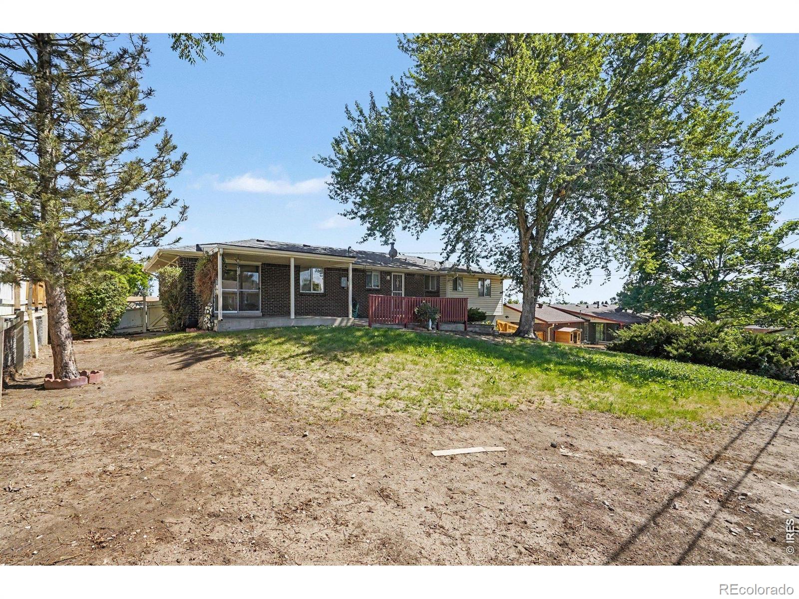 7927 Elmwood Lane