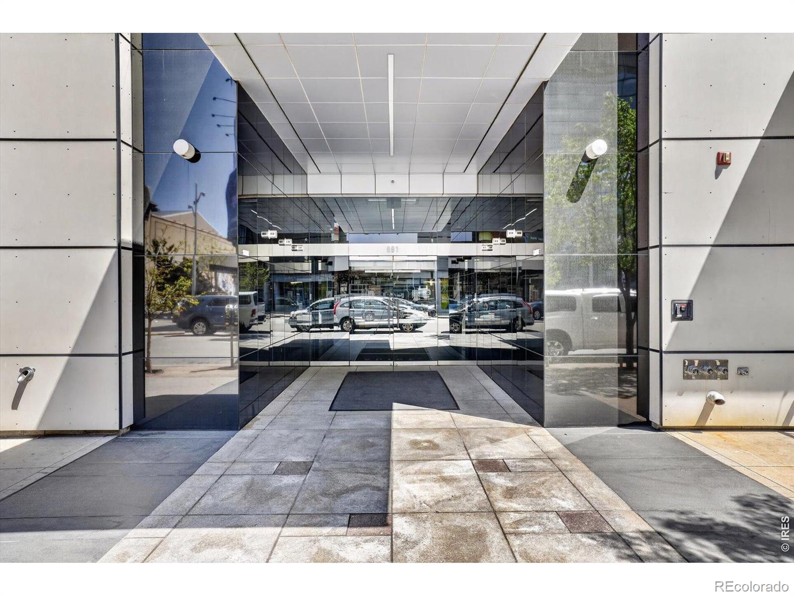 891 14th Street Unit: 3902