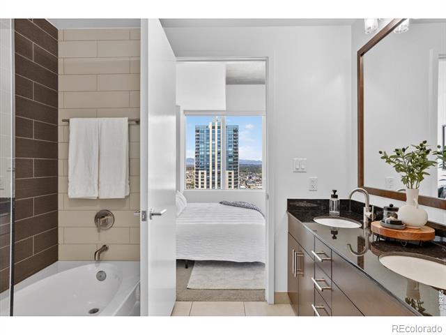 891 14th Street Unit: 3902