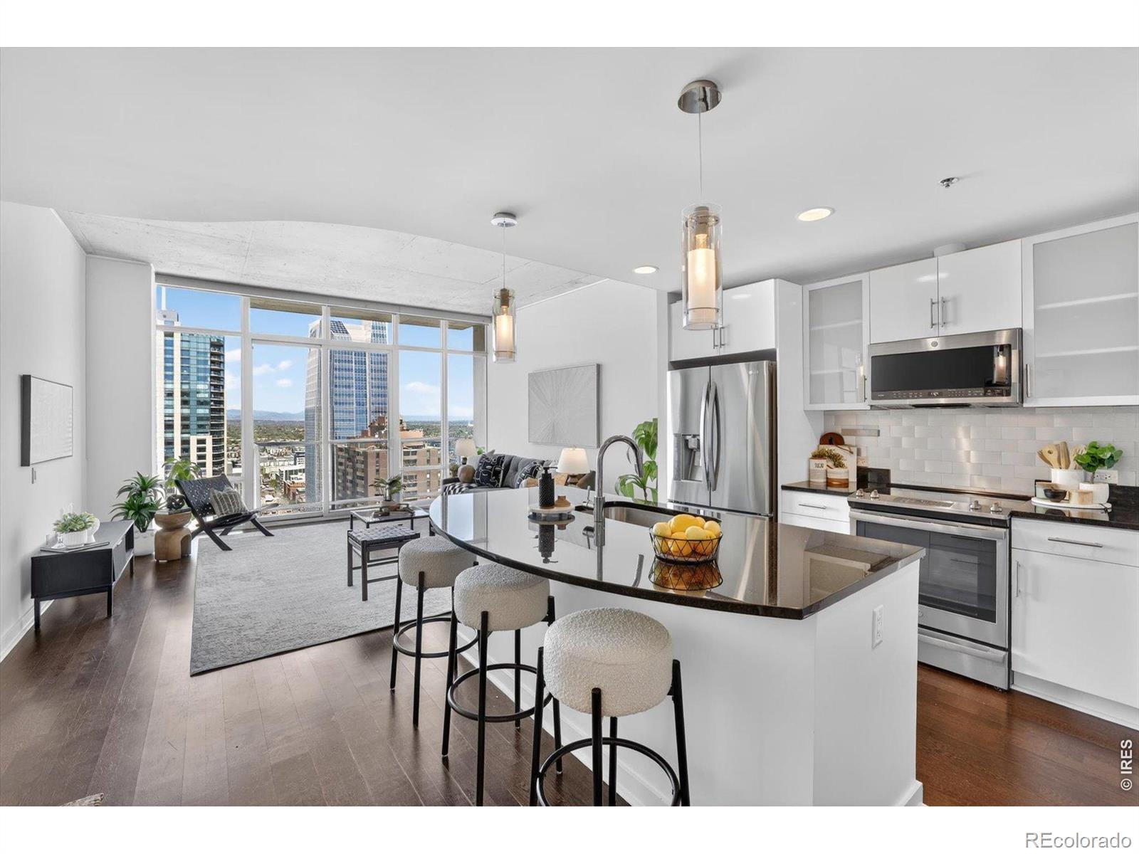 891 14th Street Unit: 3902