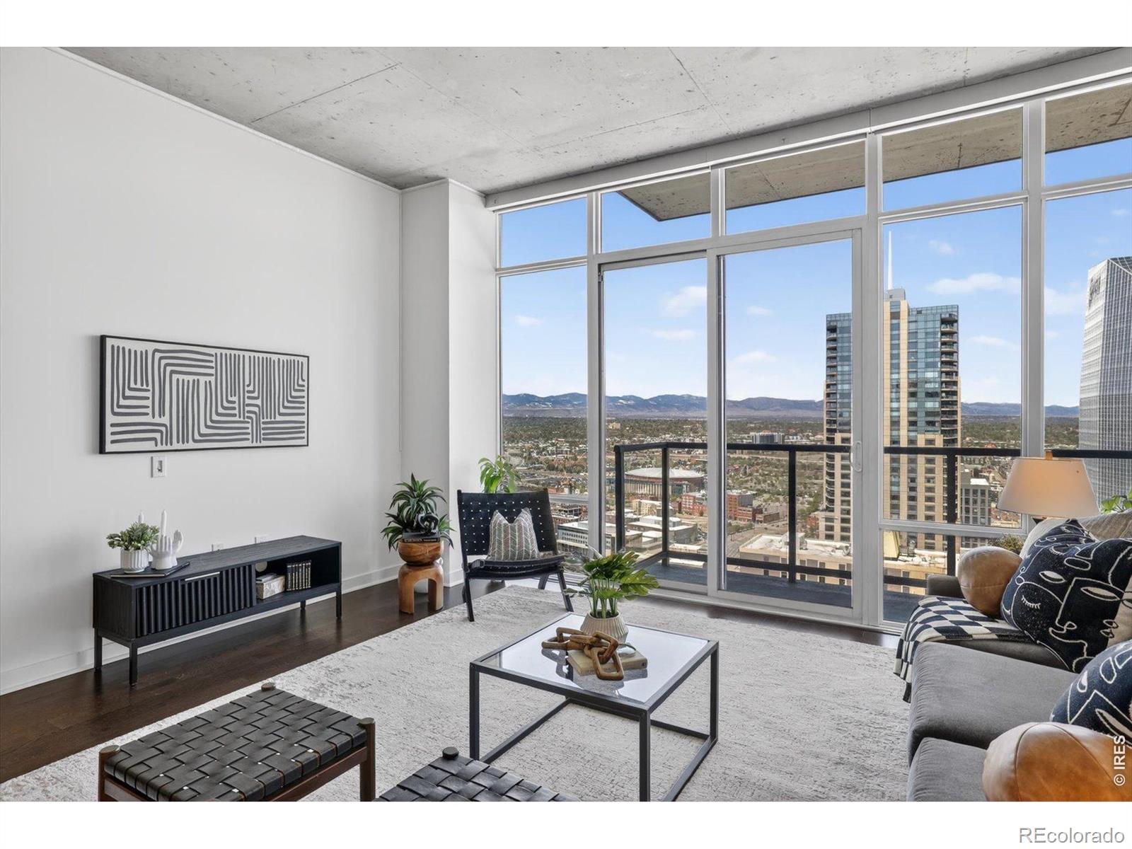 891 14th Street Unit: 3902