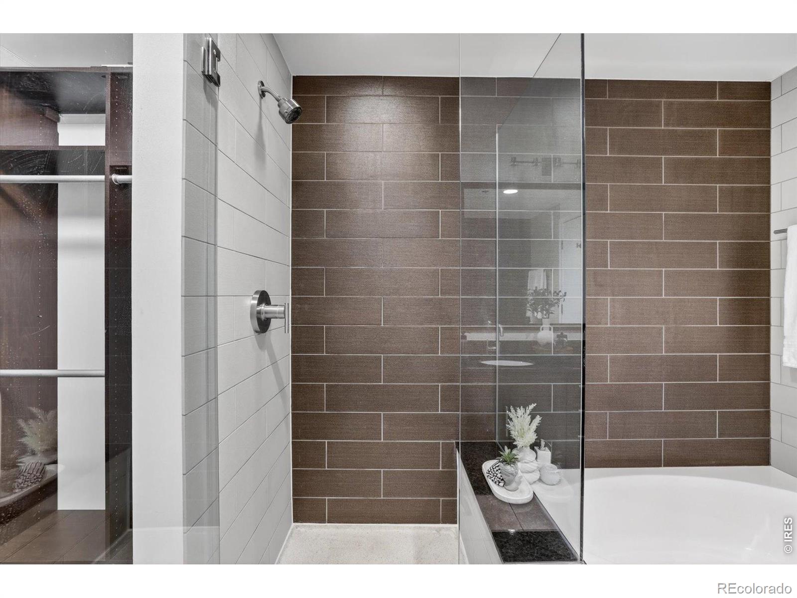 891 14th Street Unit: 3902