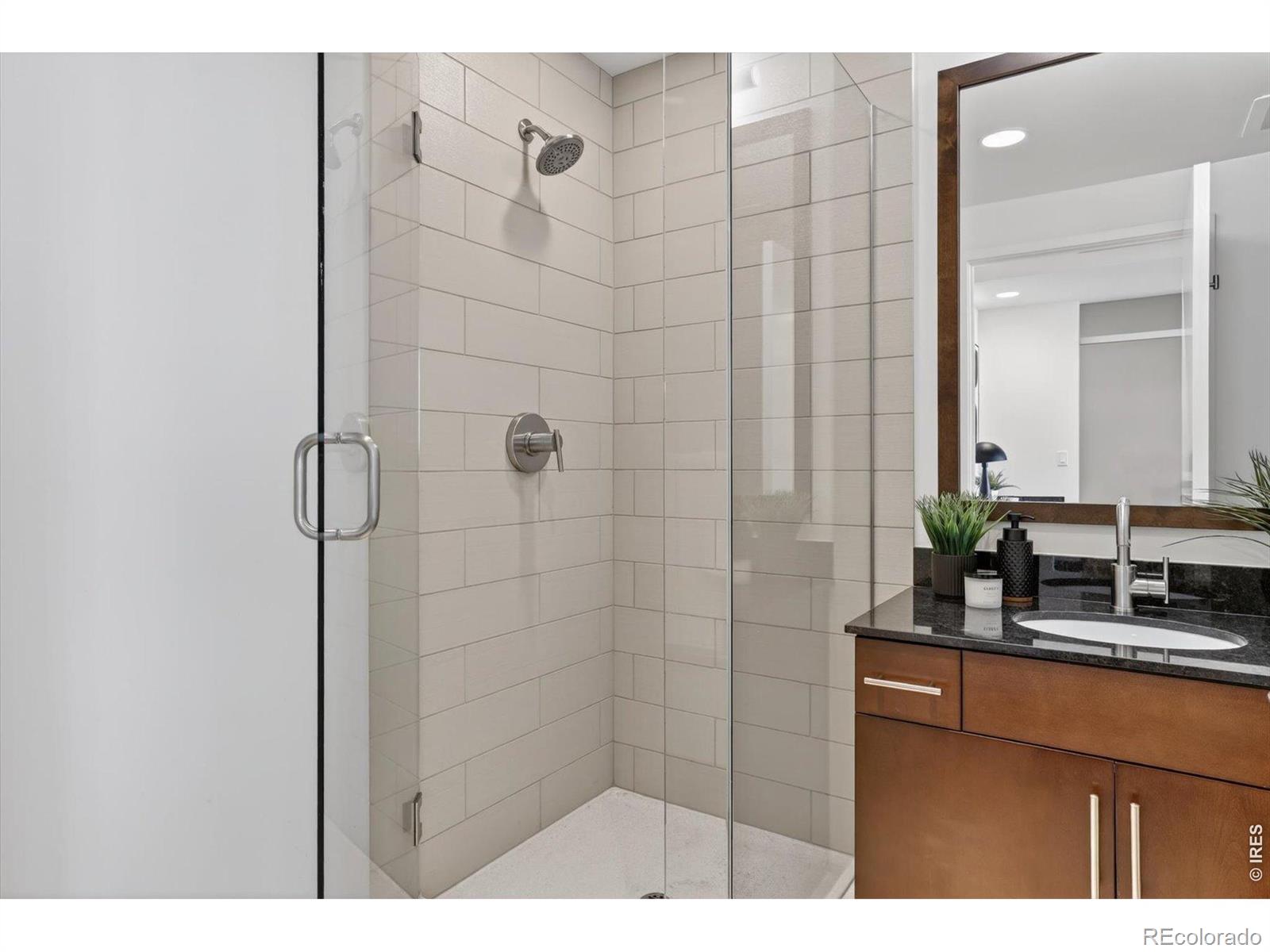 891 14th Street Unit: 3902