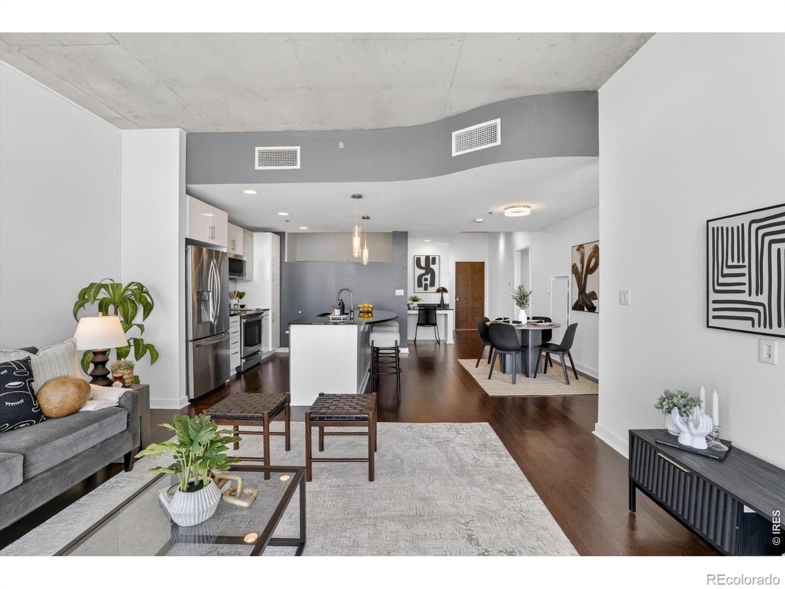 891 14th Street Unit: 3902