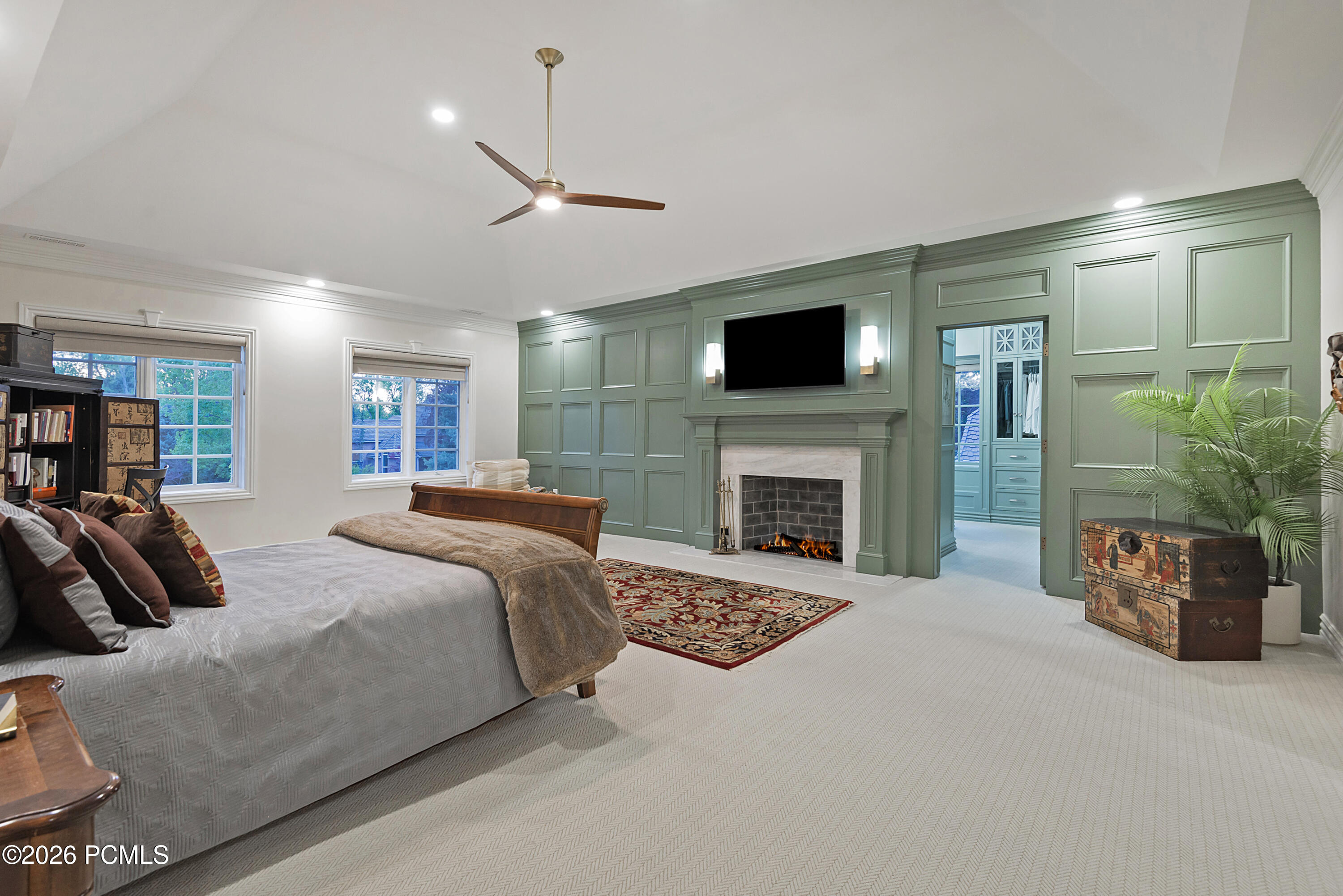 5543 Walker Woods Lane