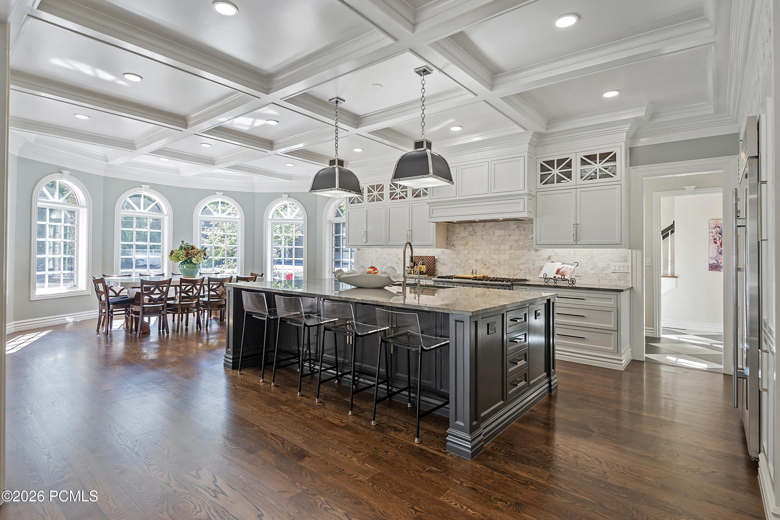 5543 Walker Woods Lane