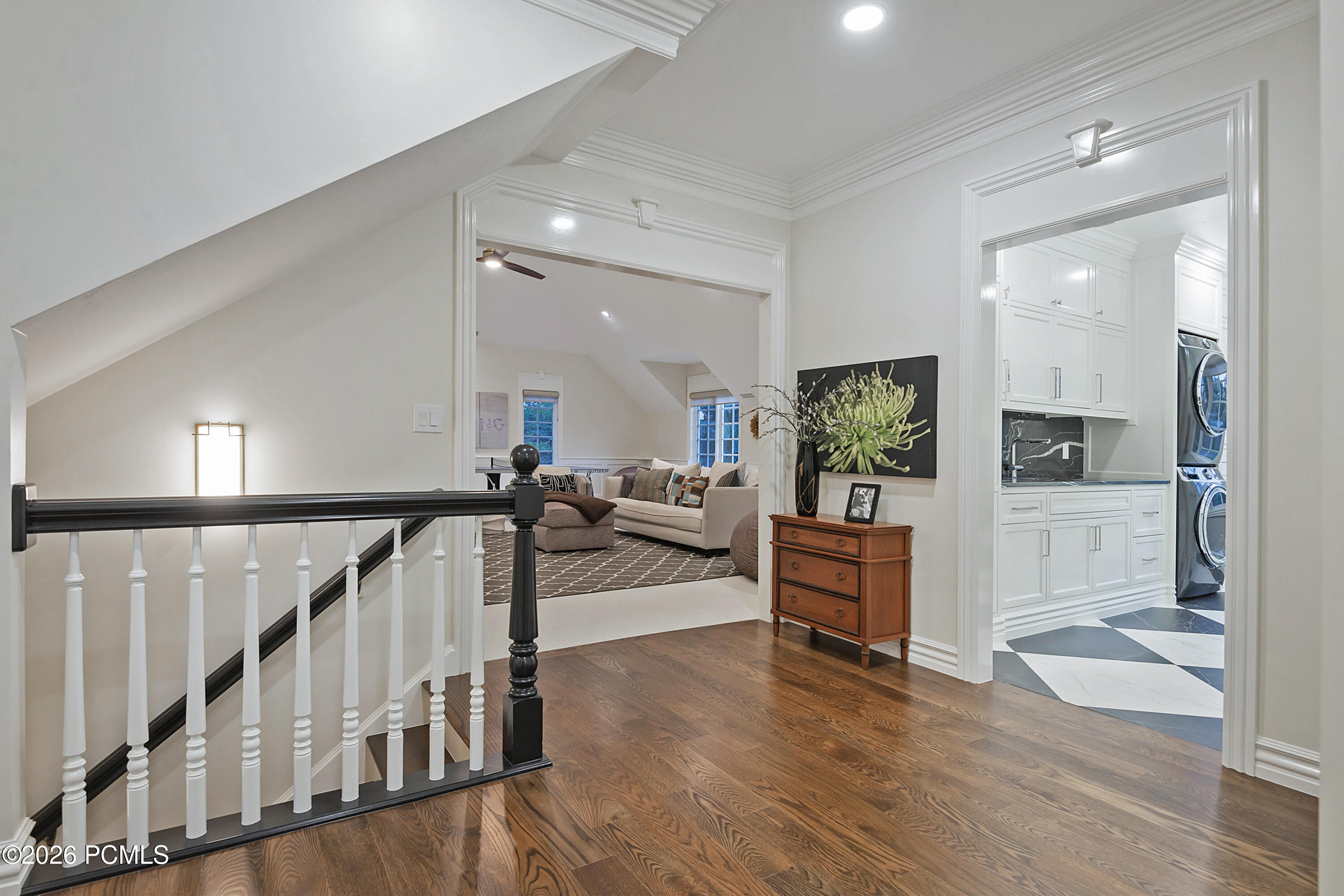 5543 Walker Woods Lane