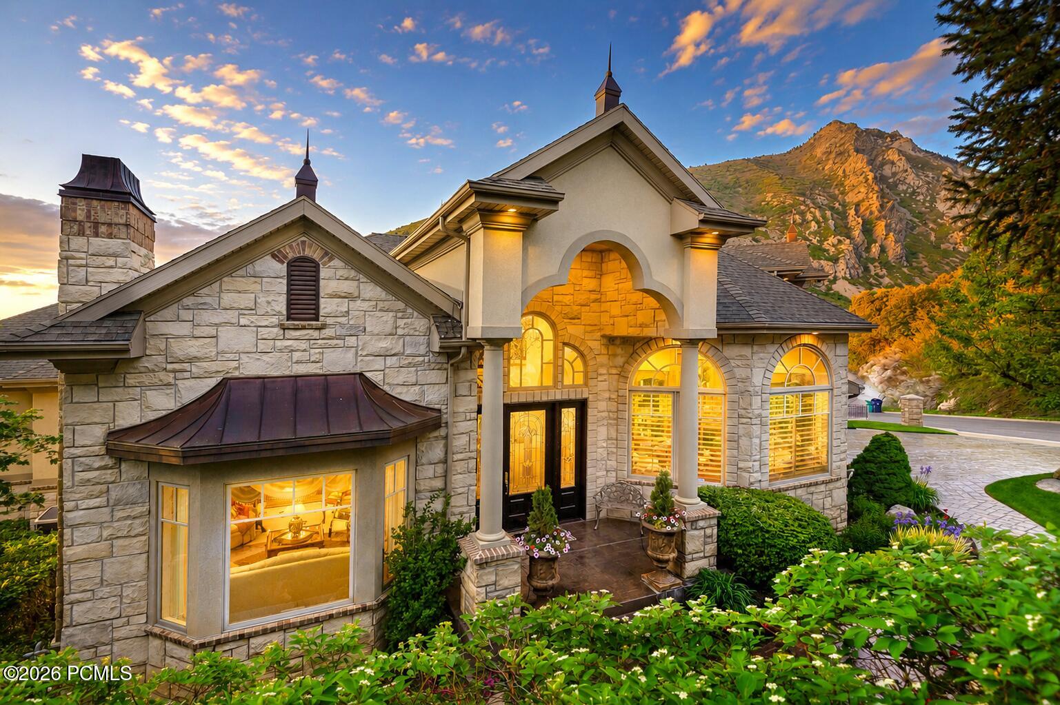 9862 S Granite Slope Drive