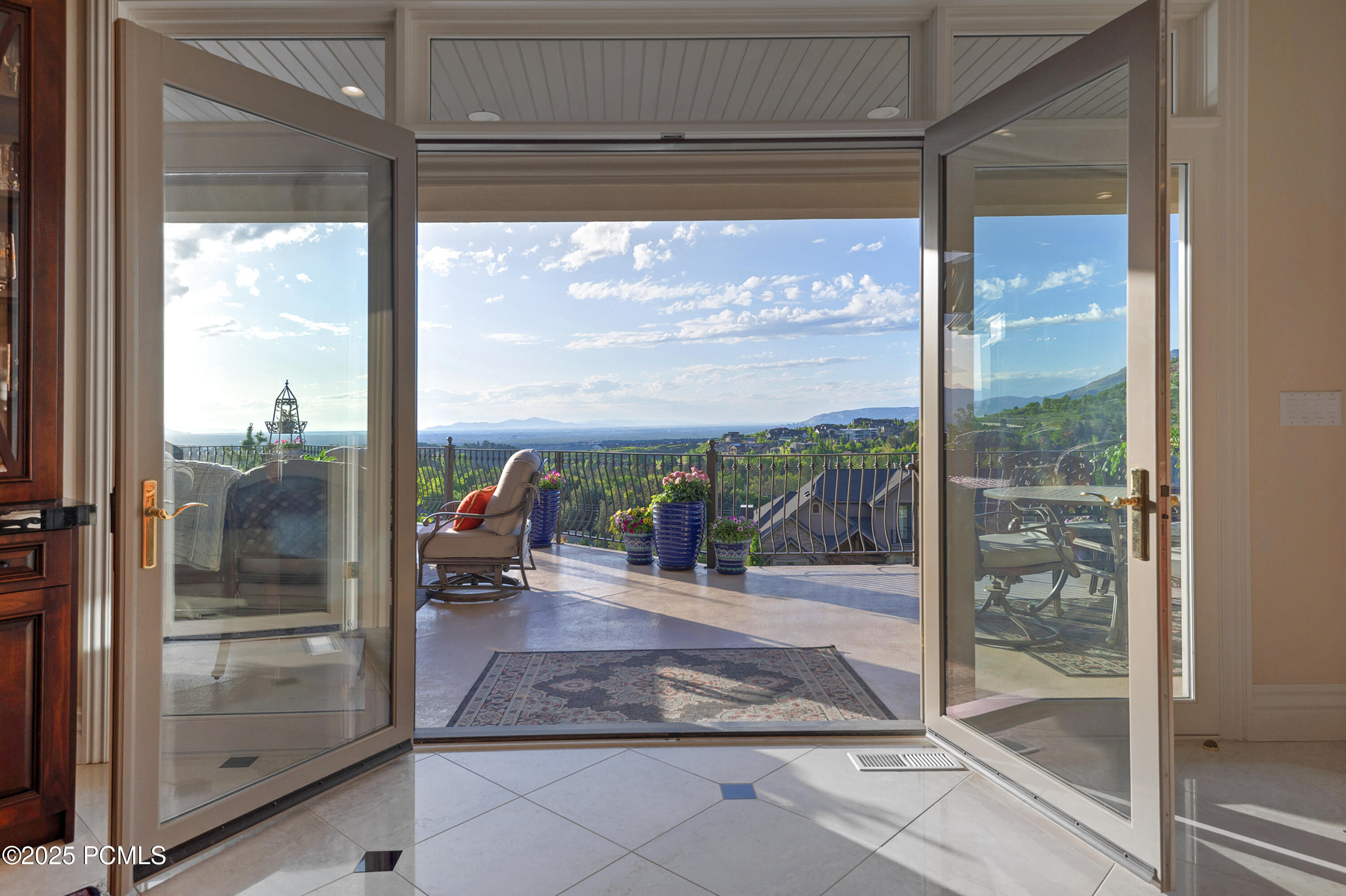 9862 S Granite Slope Drive