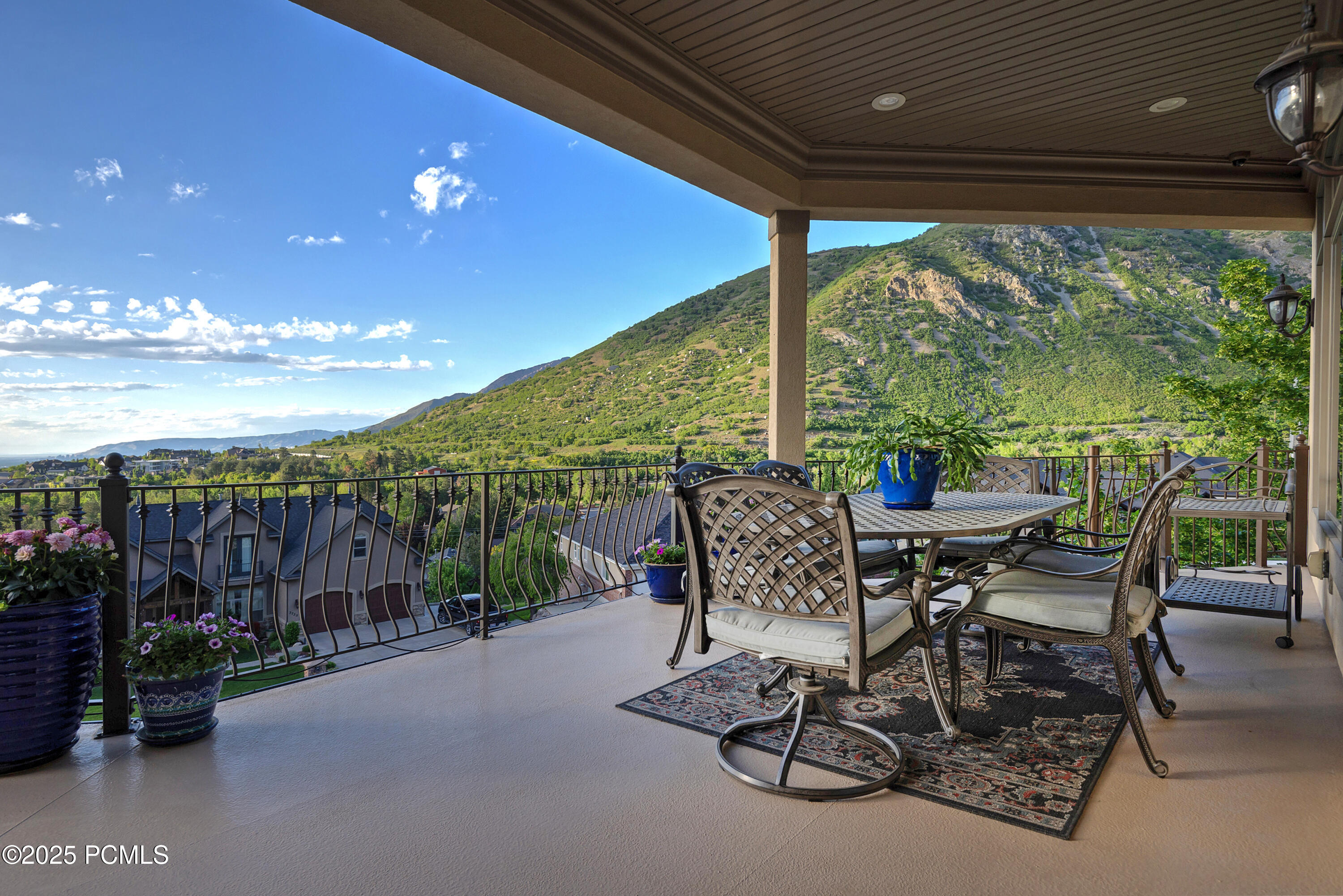 9862 S Granite Slope Drive