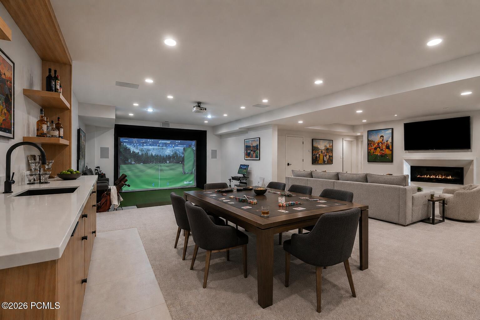 2138 E Pheasant Lane