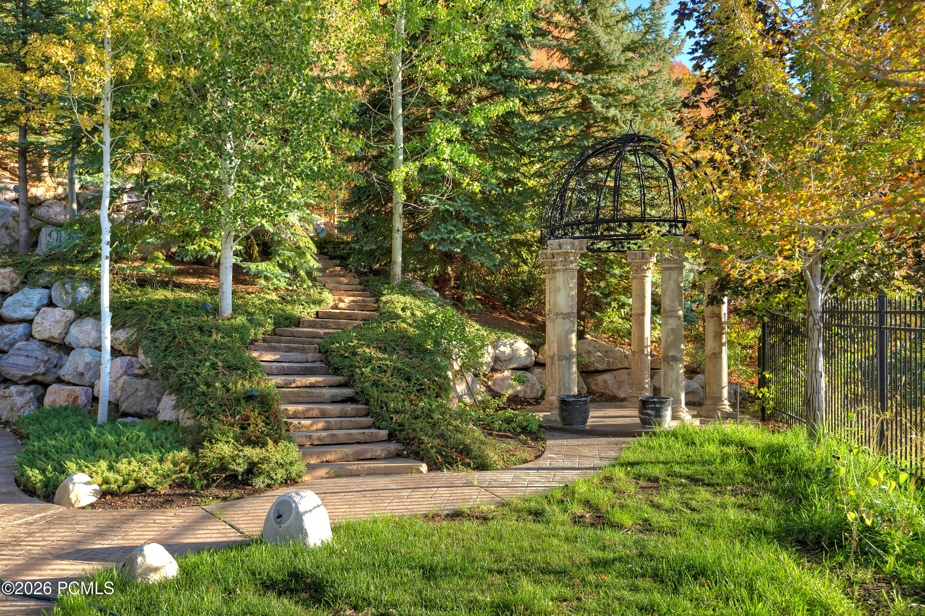3222 E Eagle View Circle