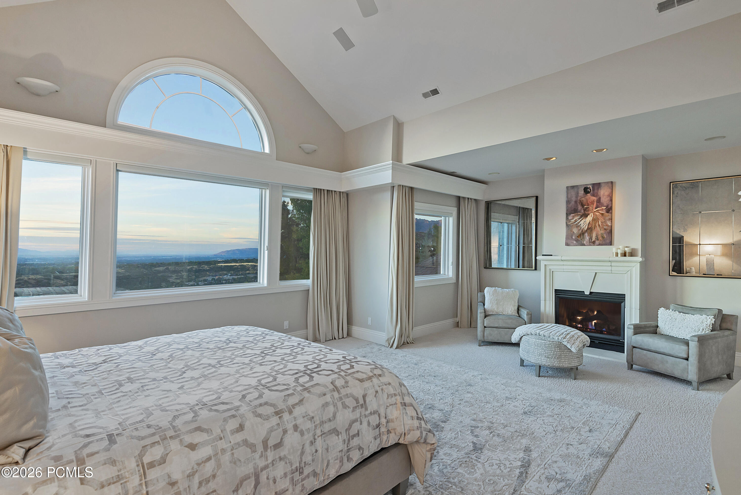 3222 E Eagle View Circle